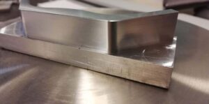 lavorazione-CNC-da-pieno-retro